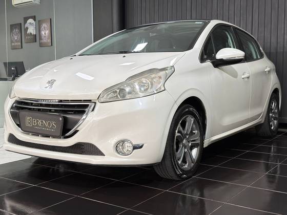 PEUGEOT 208 1.6 GRIFFE 16V FLEX 4P AUTOMÁTICO